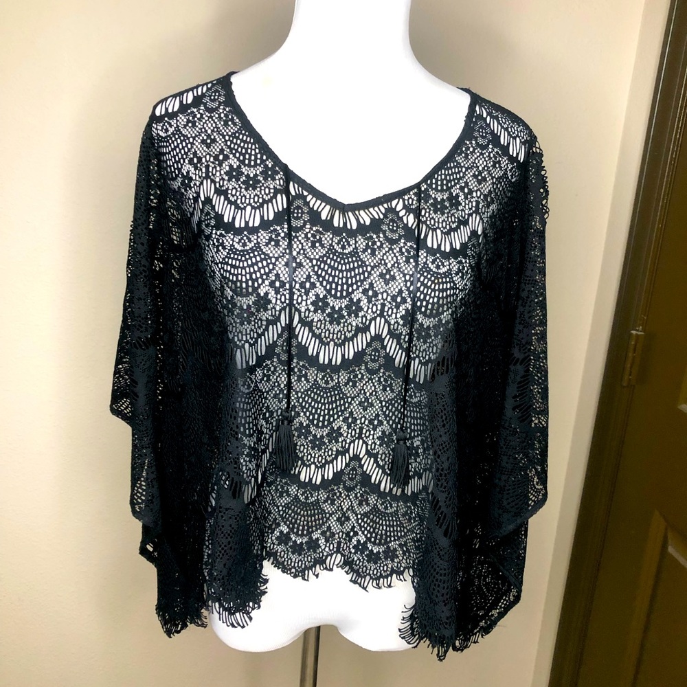 Express | Lace Kimono